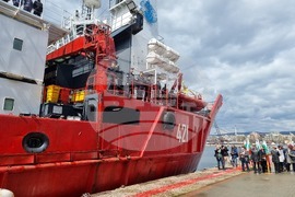 Варна - научноизследователски кораб „Св. св. Кирил и Методий“ - посрещане