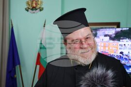 Бургас - Областна администрация - боядисване на великденски яйца