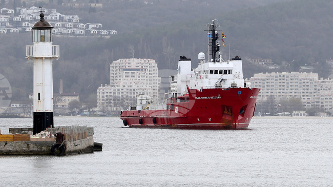 Научноизследователският кораб „Св. св. Кирил и Методий“ се завърна от четвъртото си плаване до Антарктида