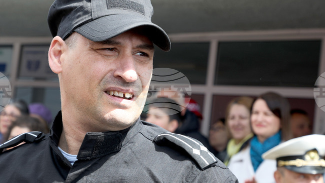 Commander Muevski: RSV 421 Meets New Challenges on Fourth Antarctic Voyage