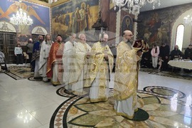 Видин - Велики четвъртък - литургия и общ маслосвет