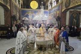 Видин - Велики четвъртък - литургия и общ маслосвет