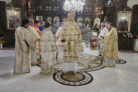 Видин - Велики четвъртък - литургия и общ маслосвет