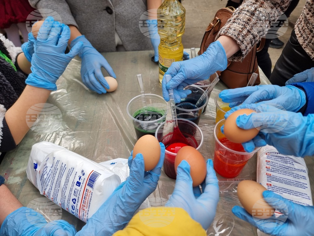 Стара Загора - боядисване яйца