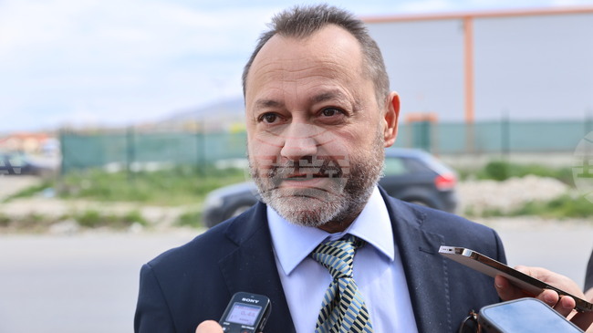 По Югоизточния обход в Пловдив има проблеми, които обаче са решими и на този етап строителят има къде да работи, заяви министър Николай Найденов