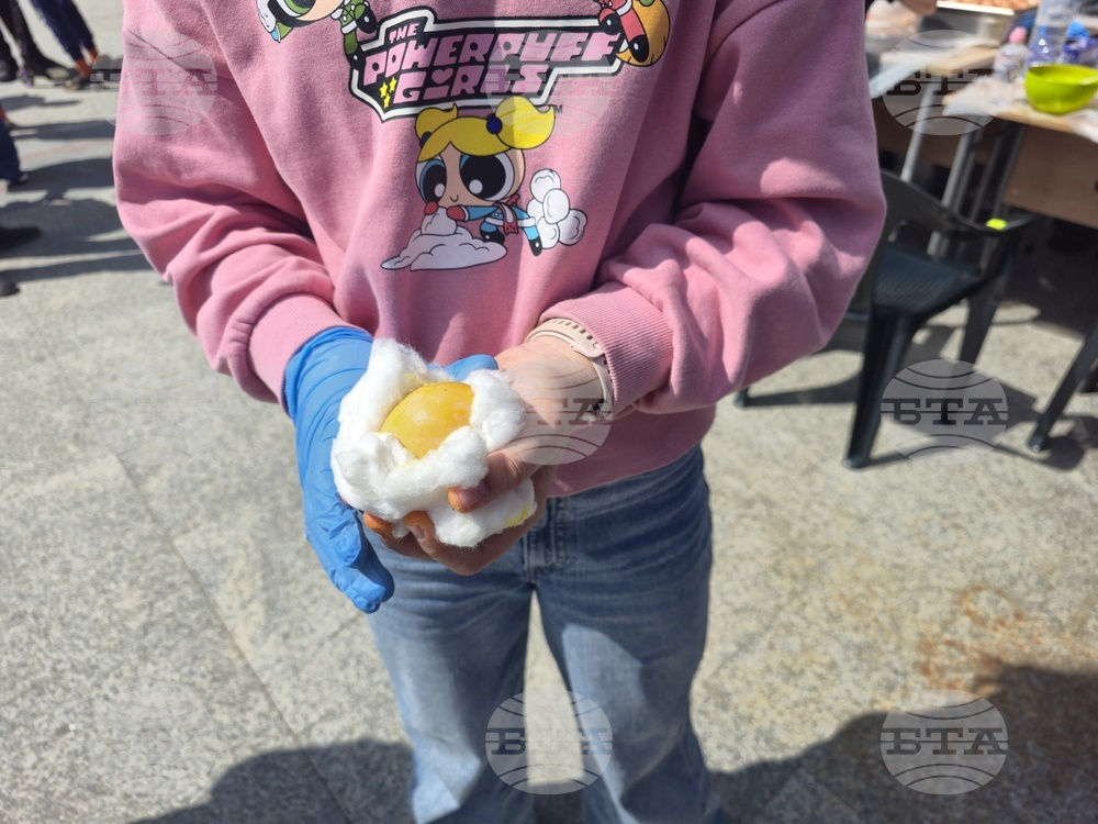 Видин - площад „Бдинци“ - Велики четвъртък - боядисване на яйца