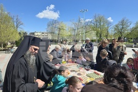 Видин - площад „Бдинци“ - Велики четвъртък - боядисване на яйца