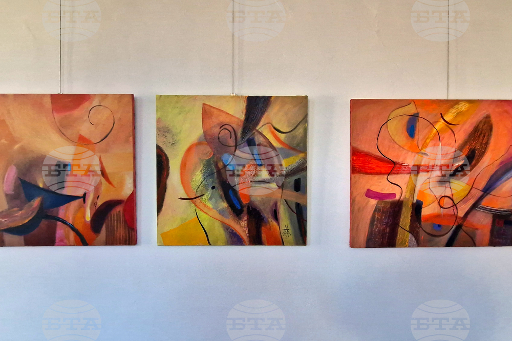 Троян - пролетна изложба на троянските художници