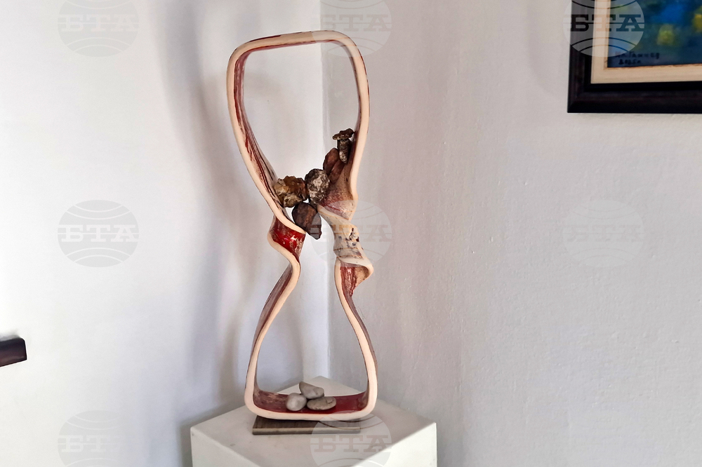 Троян - пролетна изложба на троянските художници