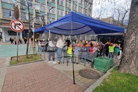 Шумен - работилници за декориране на яйца - танцова и песенна програма