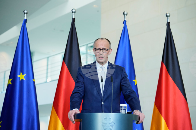 Германският канцлер Мерц поздрави Петер Мадяр за победата в Унгария