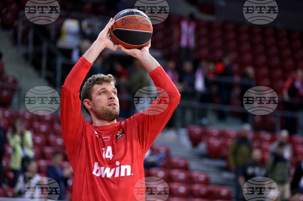 Баскетбол - Александър Везенков - загрявка 