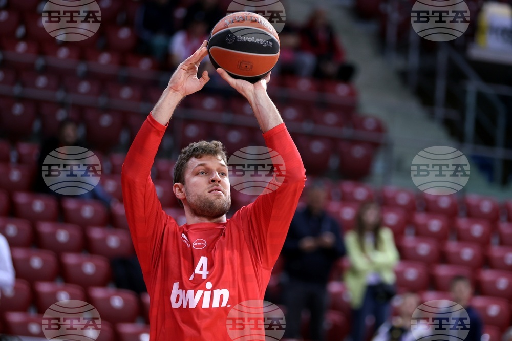 Баскетбол - Александър Везенков - загрявка 