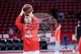 Баскетбол - Александър Везенков - загрявка 