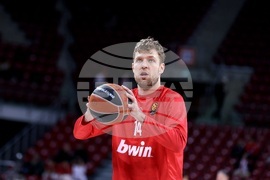 Баскетбол - Александър Везенков - загрявка 