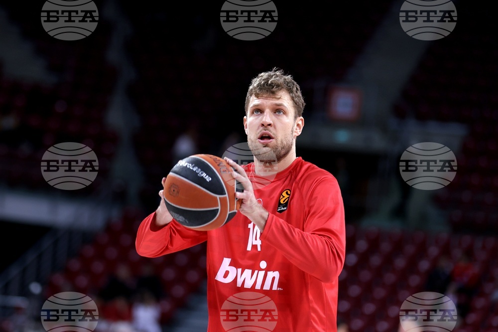 Баскетбол - Александър Везенков - загрявка 