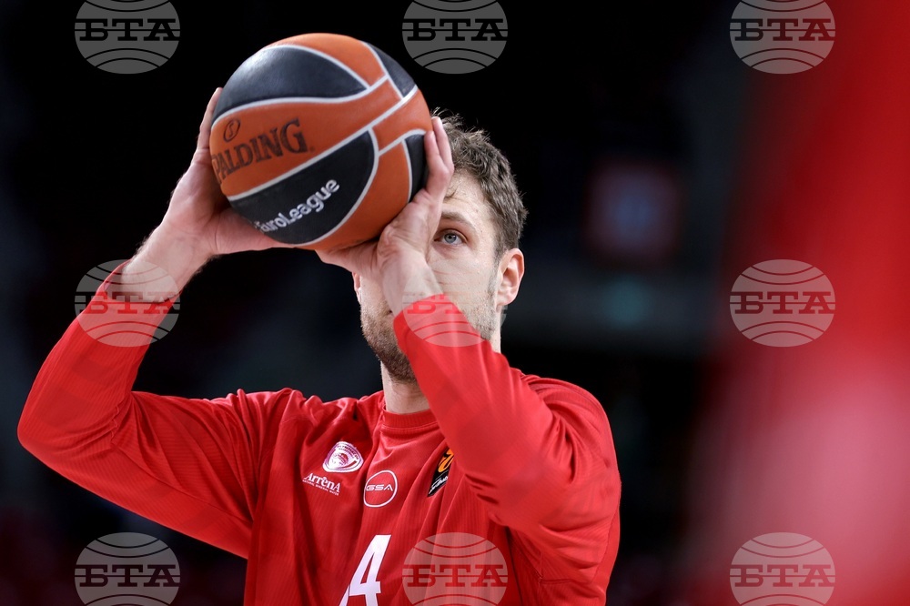 Баскетбол - Александър Везенков - загрявка 