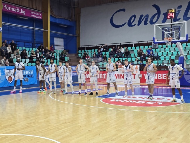 Спартак Плевен победи гостуващия Шумен в мач от Националната баскетболна лига за мъже
