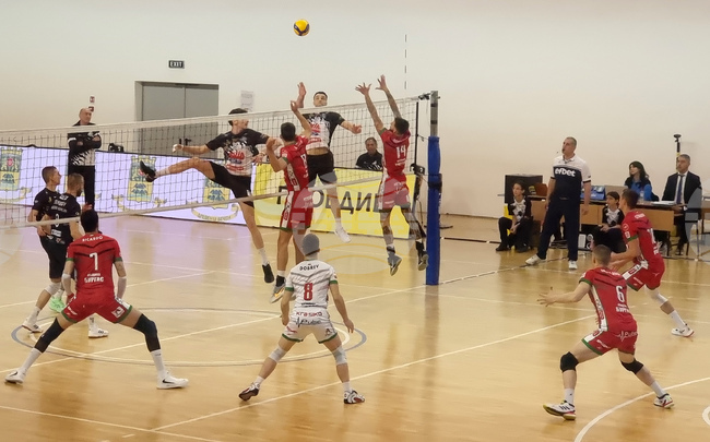 Пловдив - волейбол - Локомотив Авиа - Нефтохимик 2010 Бургас