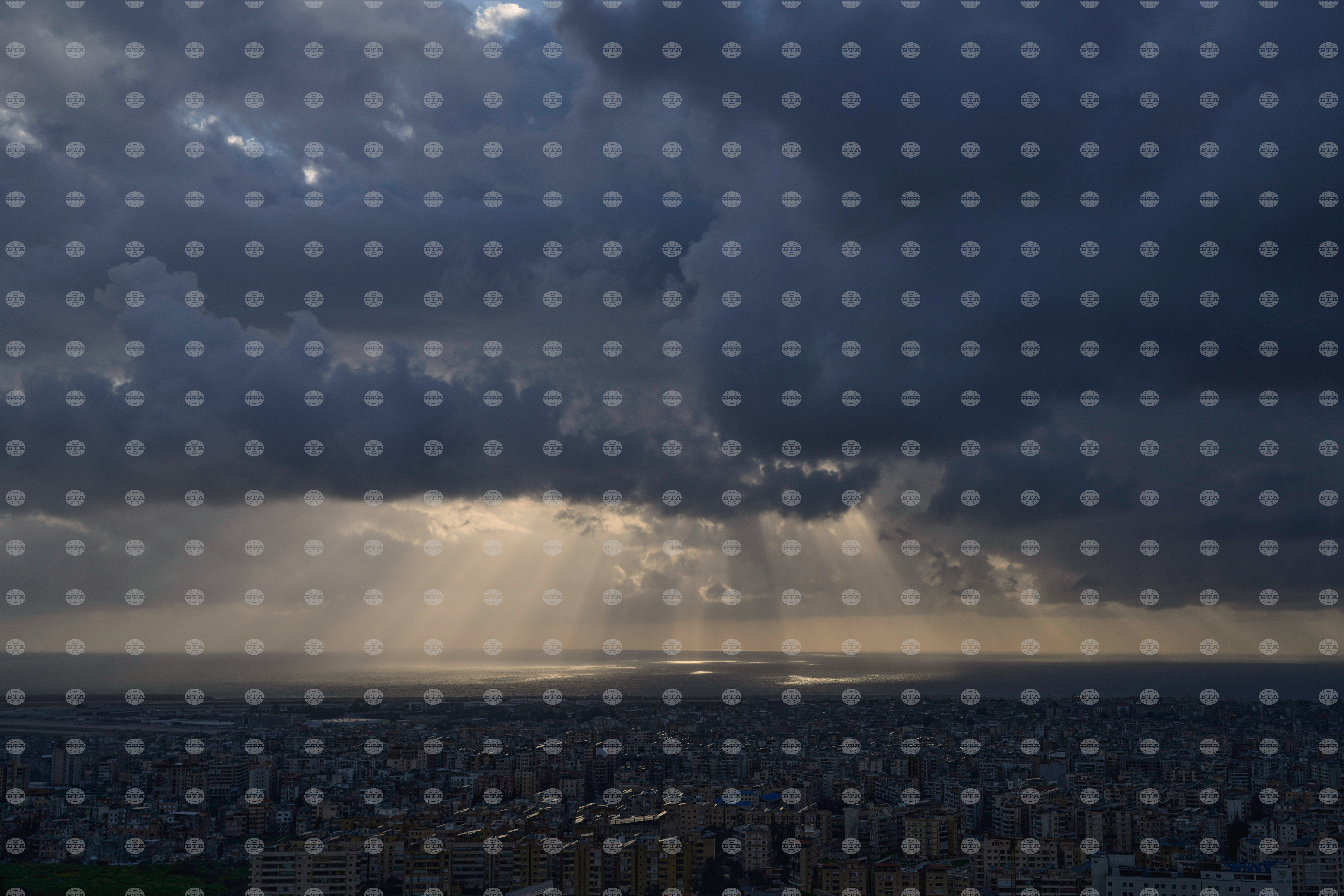 Израел отхвърля преговори с "Хизбула" за прекратяване на огъня, но се съгласи да започне официални преговори с Ливан