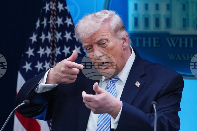 Тръмп предупреди Иран да не въвежда такси за преминаване на кораби през Ормузкия проток