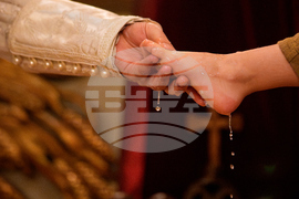 APTOPIX Romania Orthodox Maundy Thursday