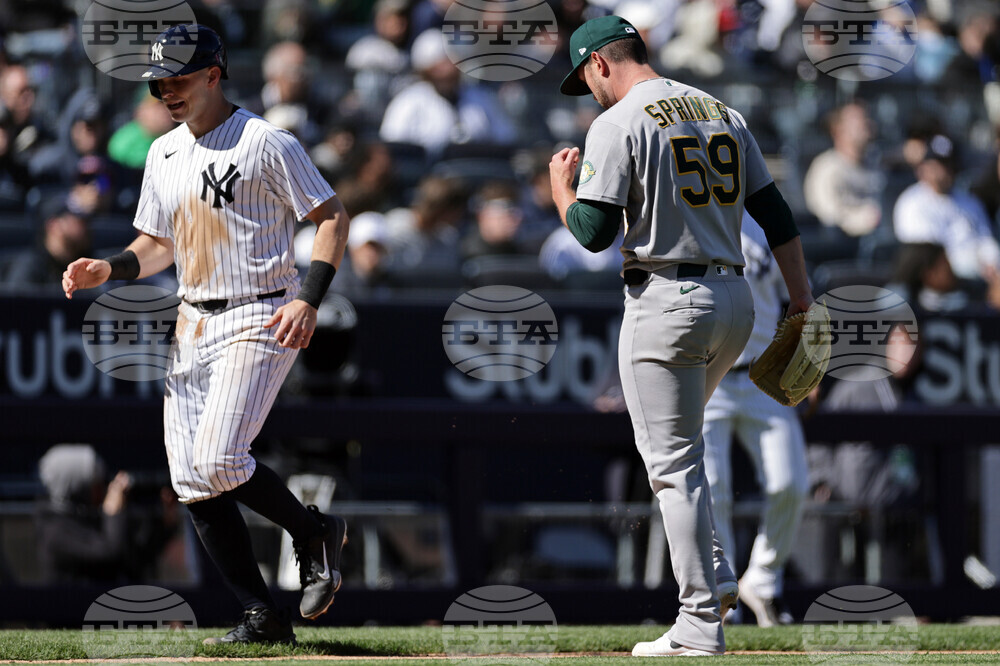 Athletics Yankees Baseball