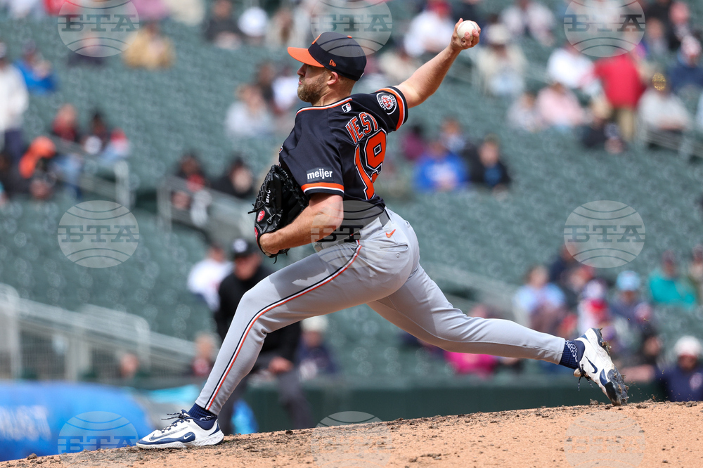 Tigers Twins Baseball