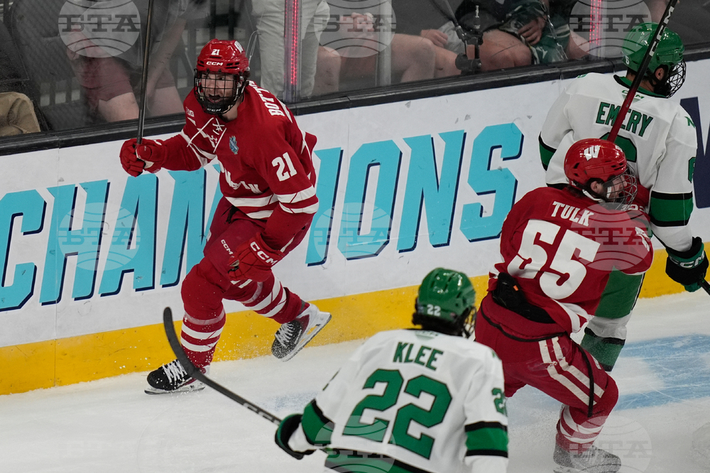 NCAA Wisconsin North Dakota Hockey