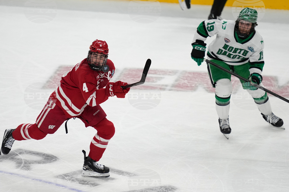 NCAA Wisconsin North Dakota Hockey