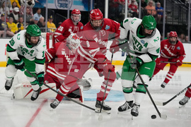 NCAA Wisconsin North Dakota Hockey