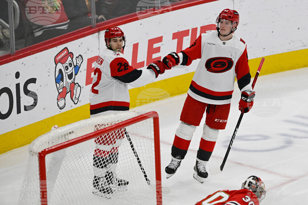 Hurricanes Blackhawks Hockey