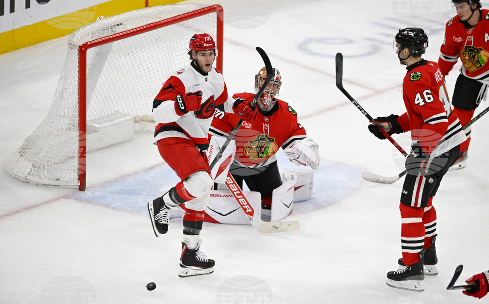 Hurricanes Blackhawks Hockey