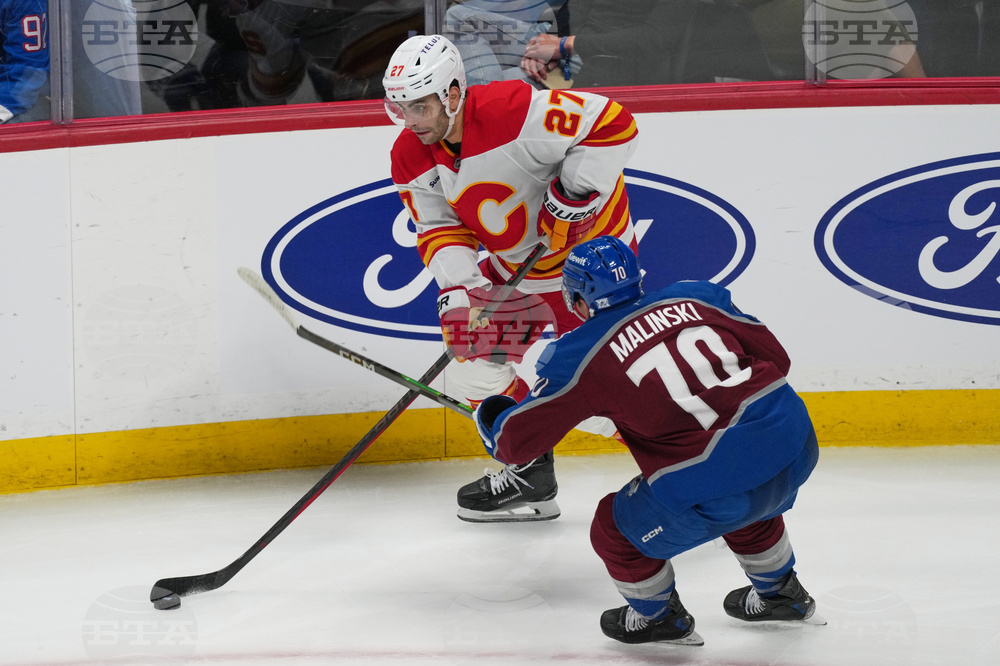 Flames Avalanche Hockey