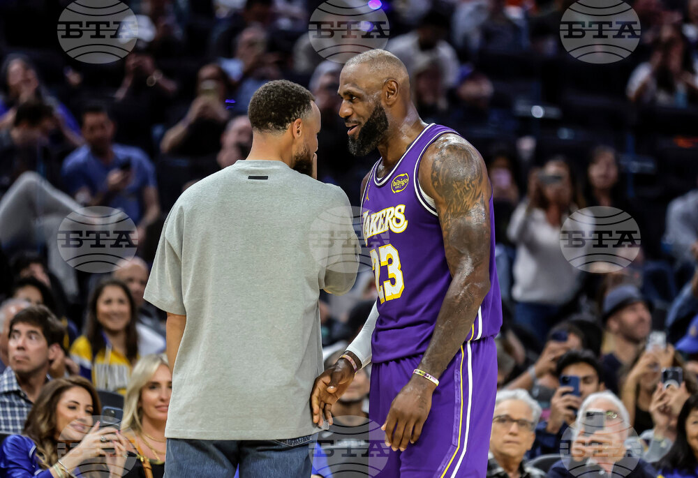 Lakers Warriors Basketball