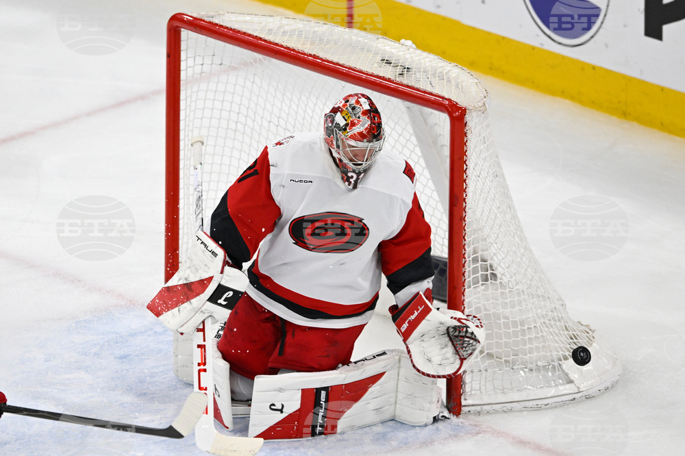 Hurricanes Blackhawks Hockey