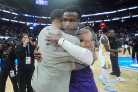 Lakers Warriors Basketball