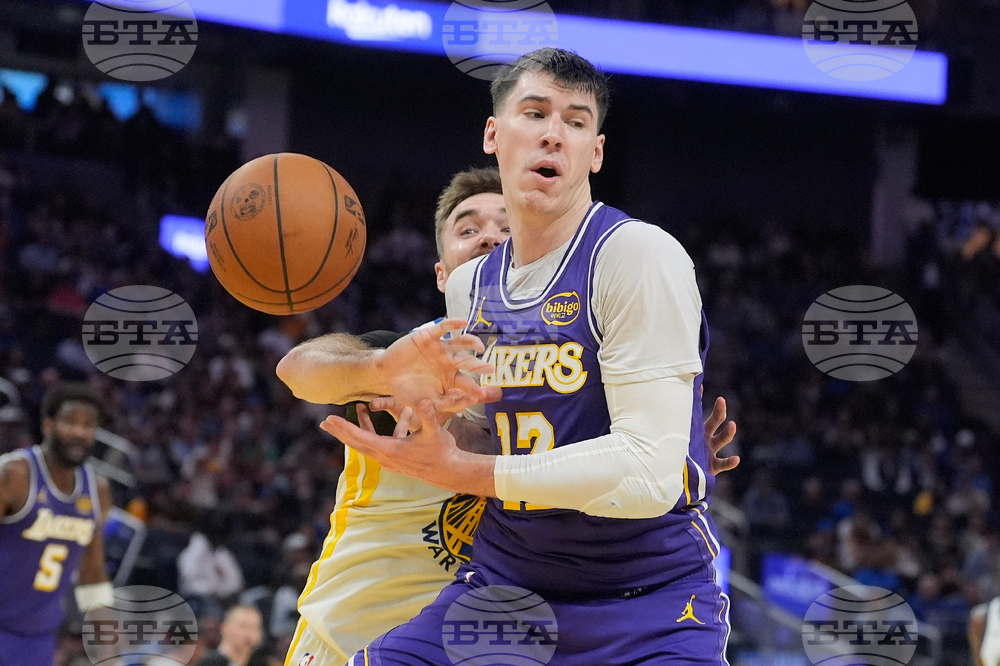 Lakers Warriors Basketball