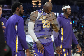 Lakers Warriors Basketball