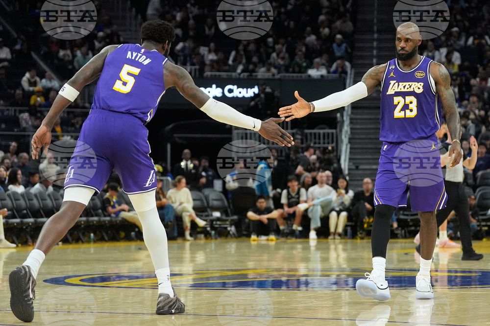 Lakers Warriors Basketball