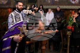 Последование за Царските часове - патриарх Даниил