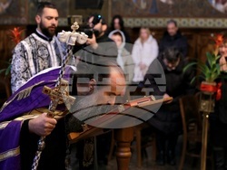 Последование за Царските часове - патриарх Даниил