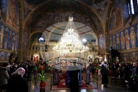 Последование за Царските часове - патриарх Даниил
