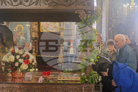 Пазарджик - храм „Свето успение Богородично“- Разпети петък