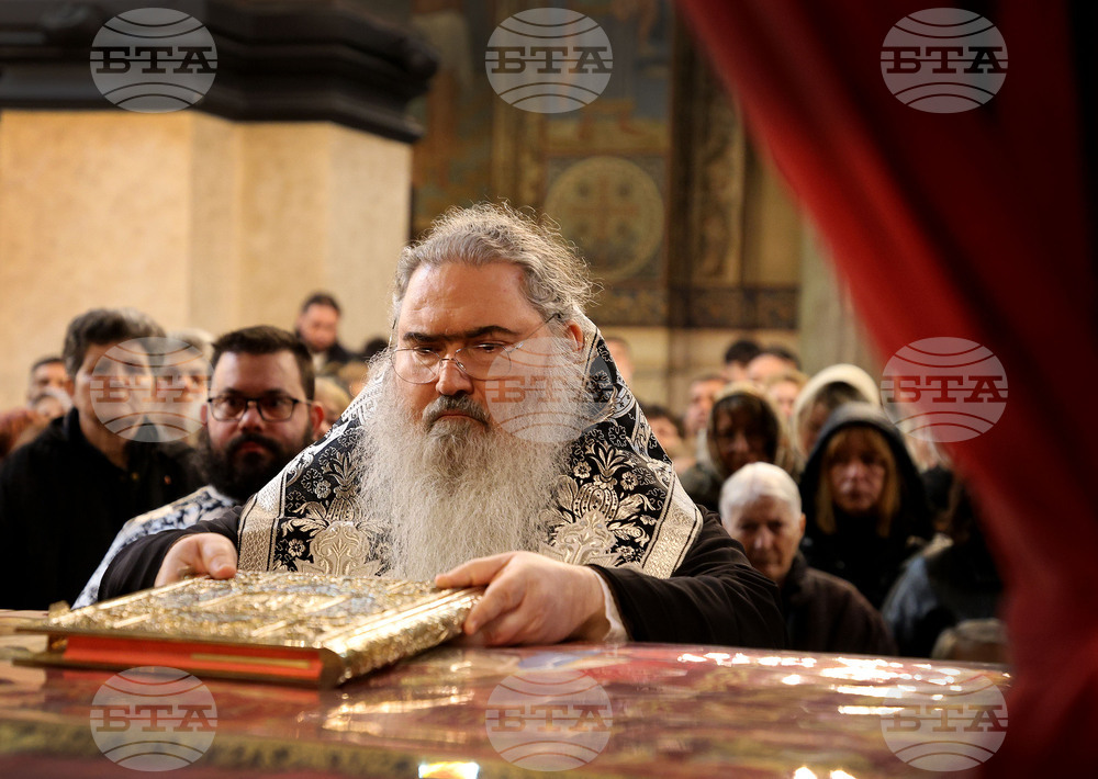 Варна - Разпети петък - изнасяне на светата плащаница