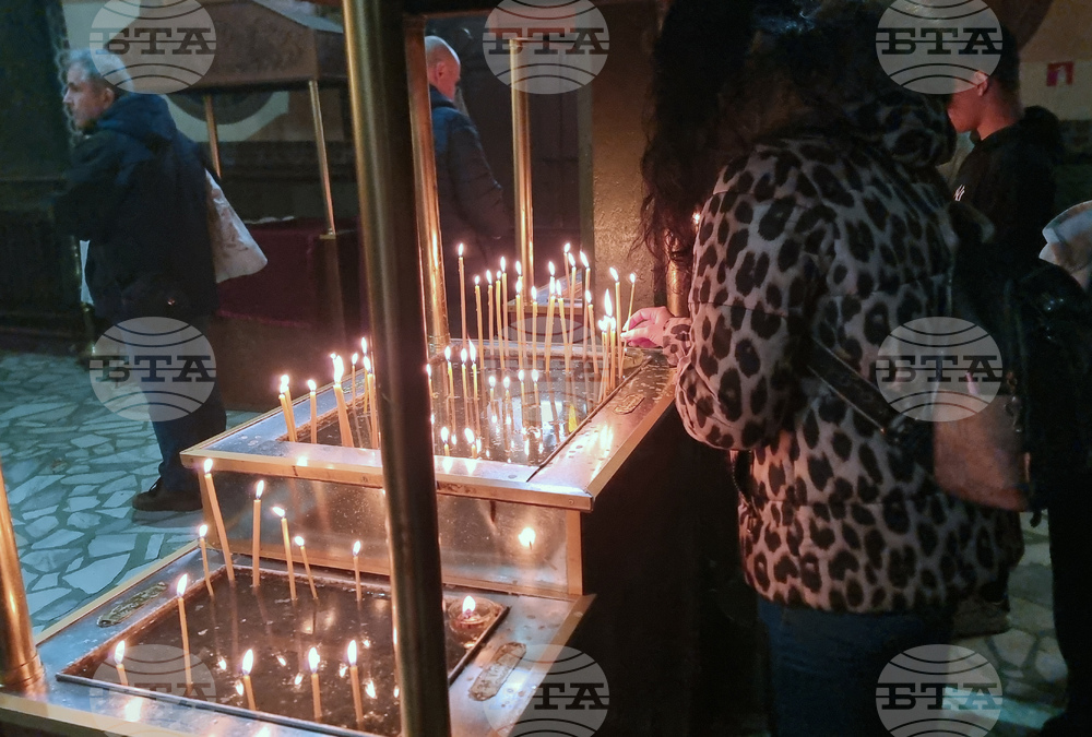 Добрич - храм „Св. Троица“ - Разпети петък - служба