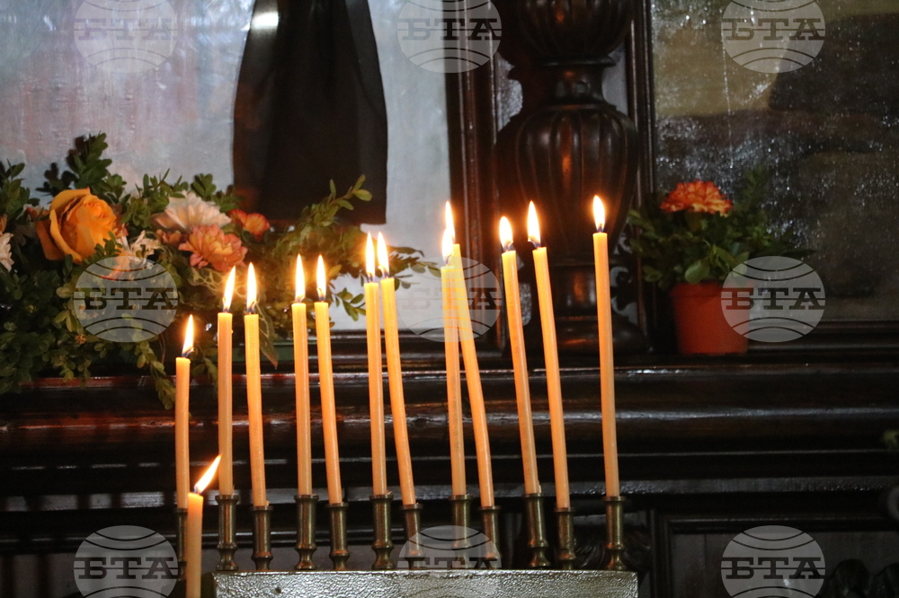 Добрич - храм „Св. Троица“ - Разпети петък - служба