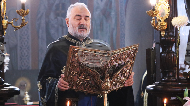 Днешният ден е на смирение, в който започва нашето спасение, каза отец Велико в Добрич