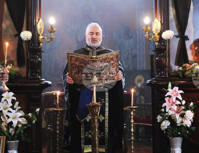 Добрич - храм „Св. Троица“ - Разпети петък - служба