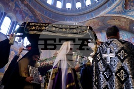 Последование за Царските часове - патриарх Даниил